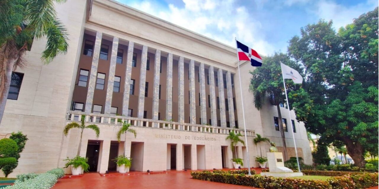 Minerd suspende docencia en zonas de riesgo por lluvias