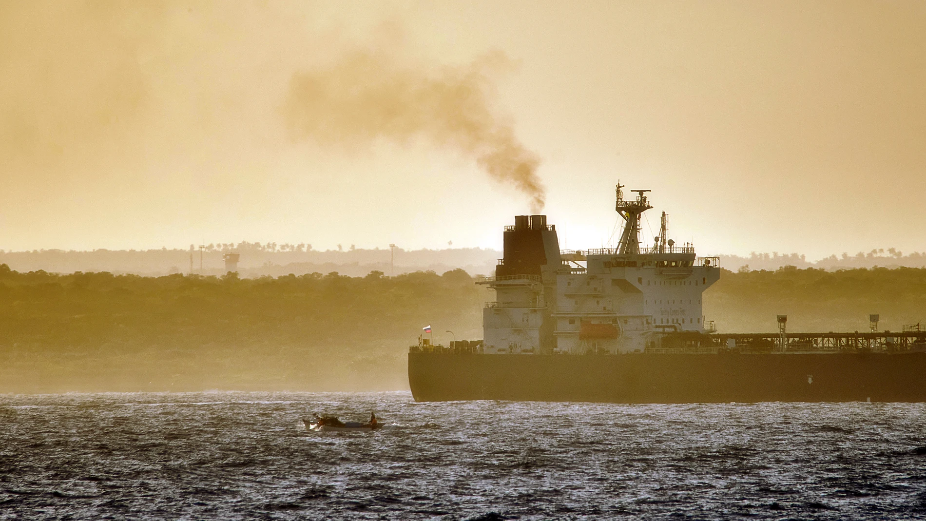Flotas fantasma: qué son y su papel en Irán