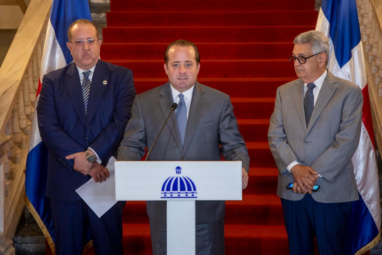 Gobierno anuncia medidas ante crisis en Medio Oriente