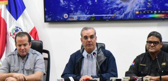 sesión permanente por lluvias