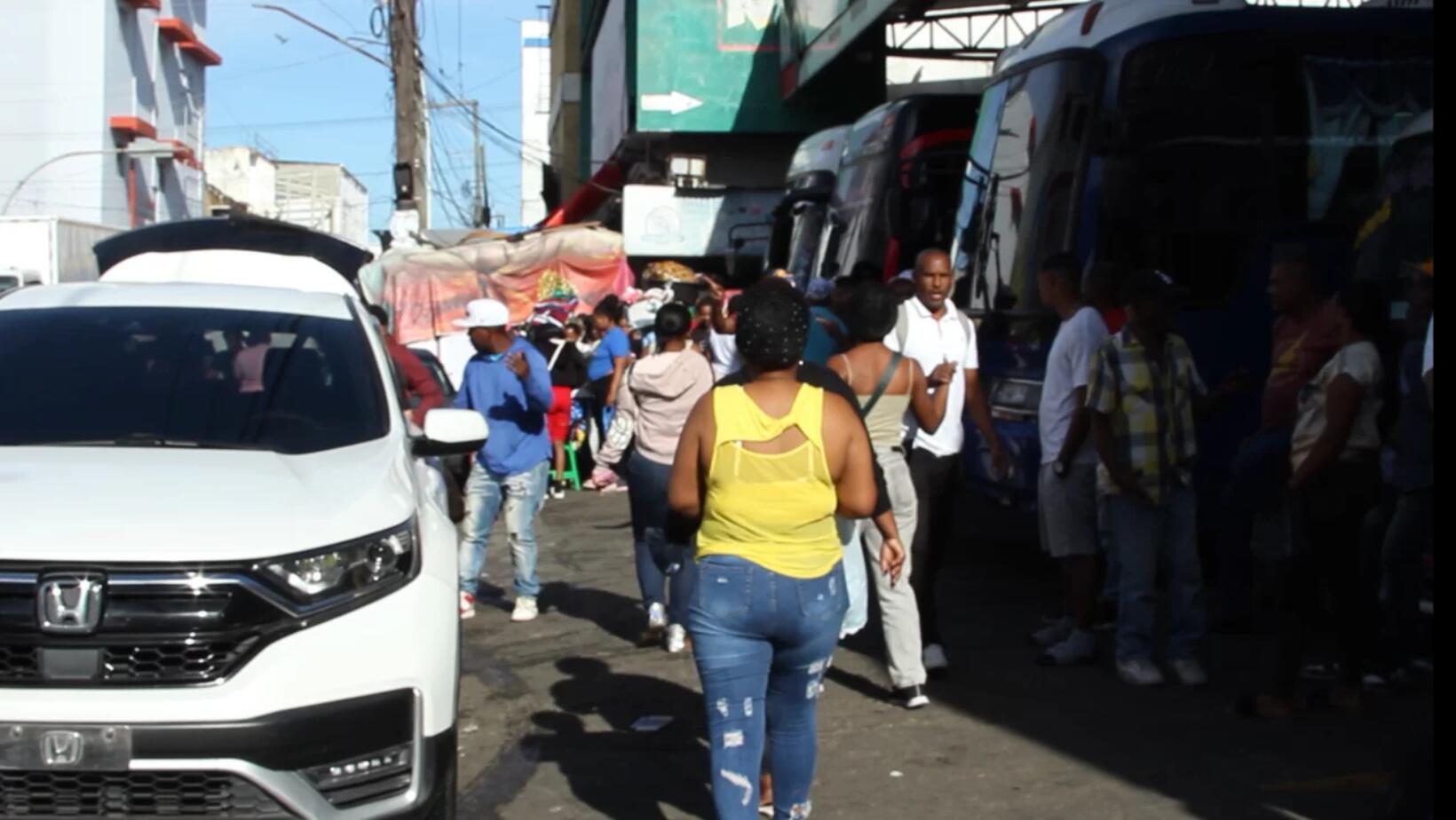 Masiva afluencia de ciudadanos hacia el sur del país