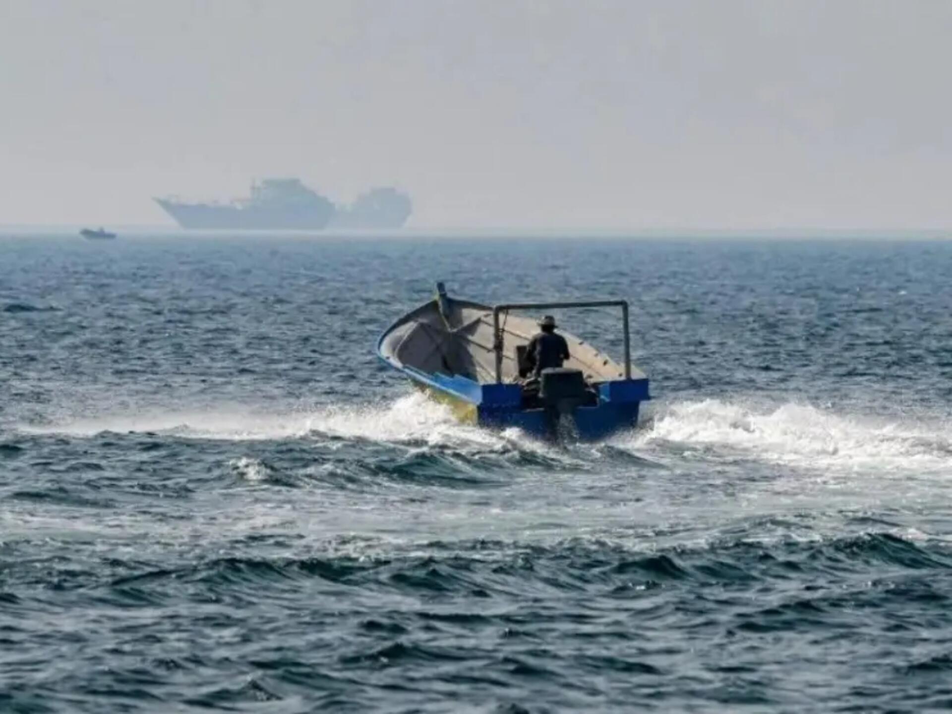 Trump amenaza con destruir barcos iraníes que desafíen el bloqueo