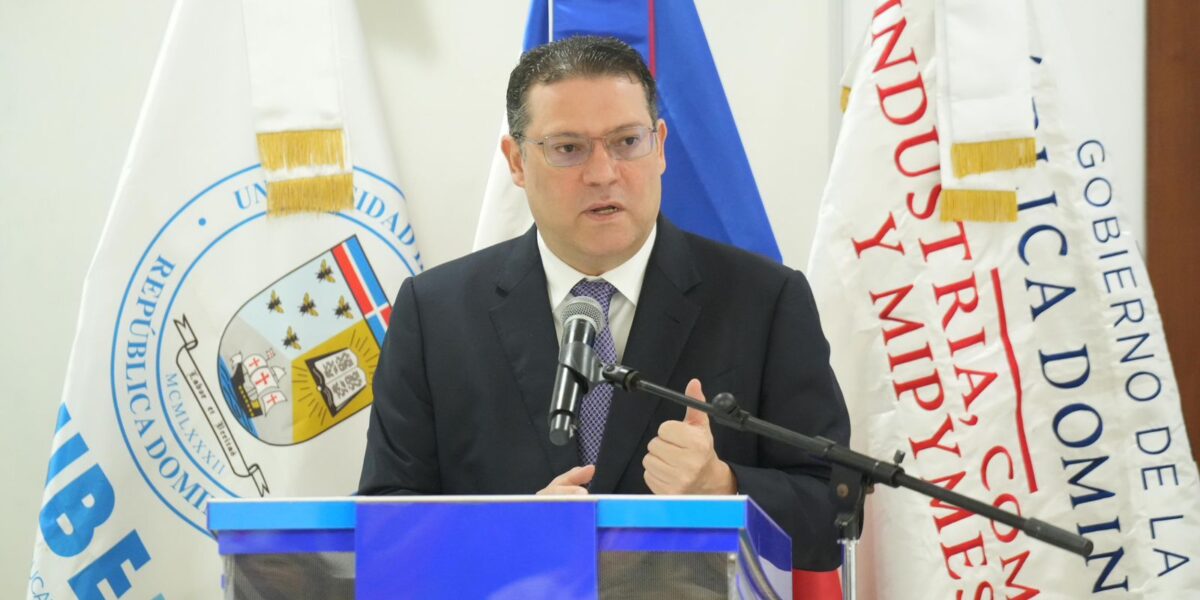 Yayo Sanz Lovatón