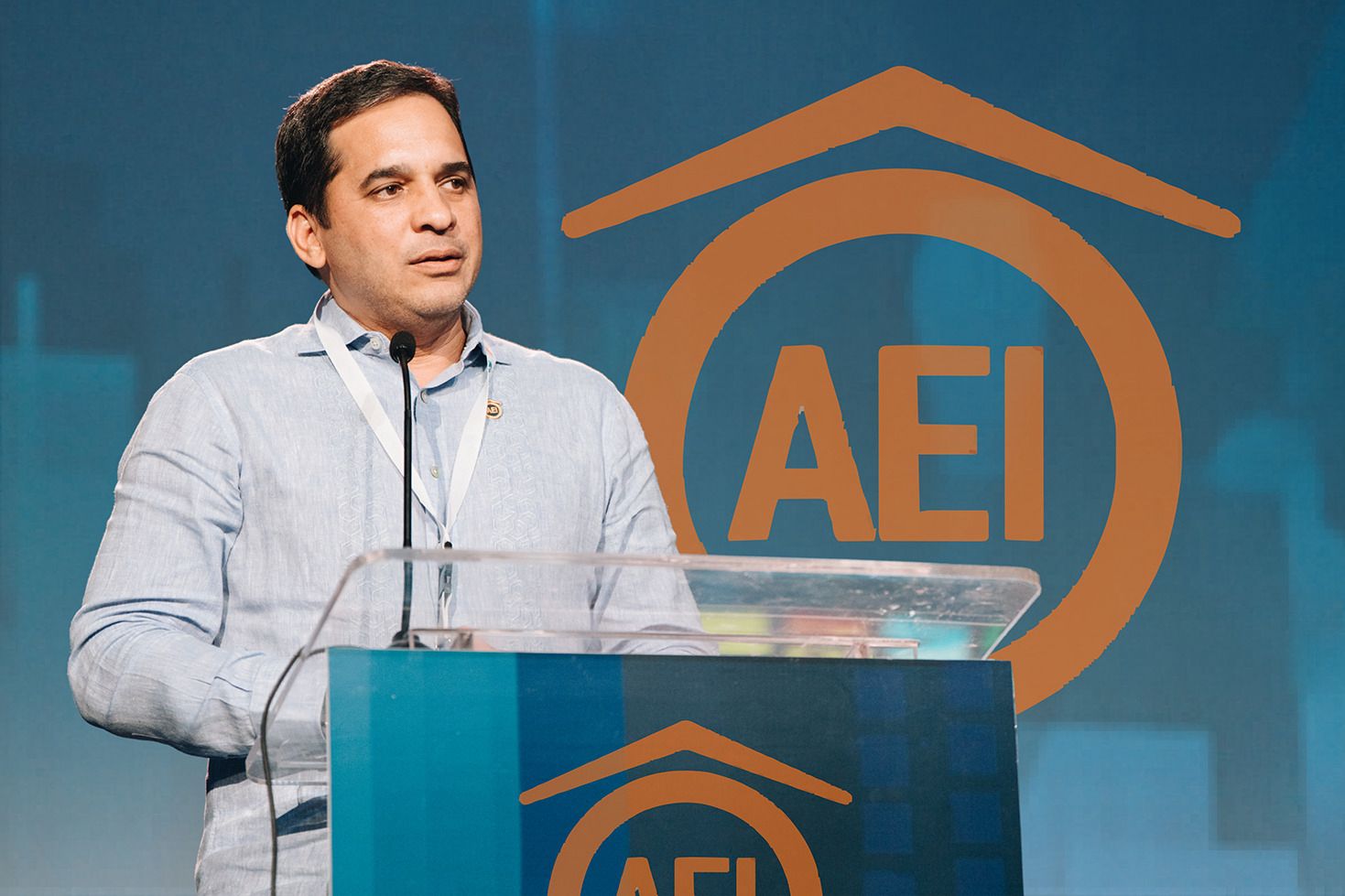 AEI valora aprobación de ley de intermediación inmobiliaria