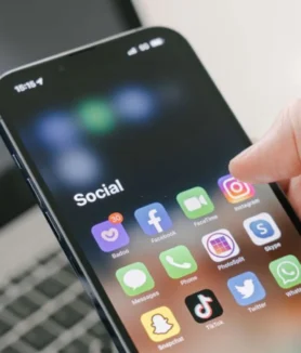 redes sociales menores