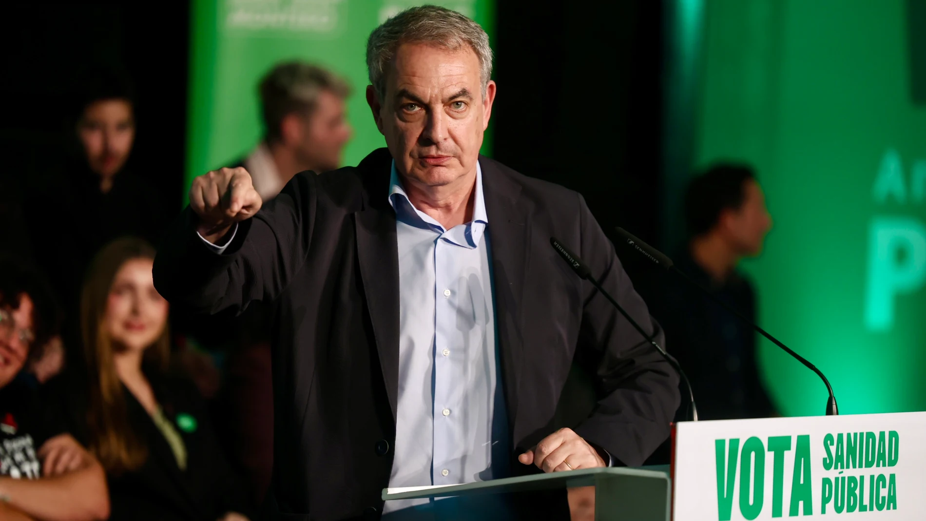Zapatero, investigado en el caso Plus Ultra