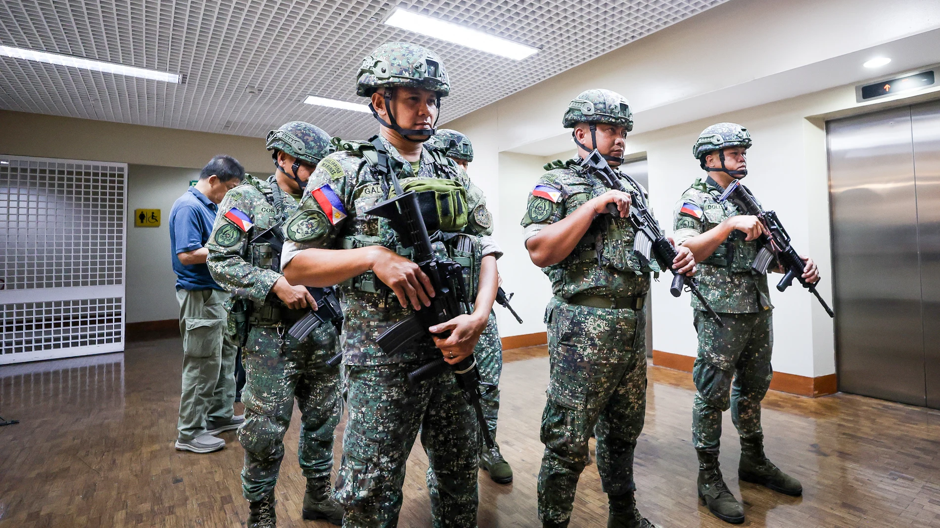 Tiroteo en el Senado de Filipinas durante arresto de Dela Rosa