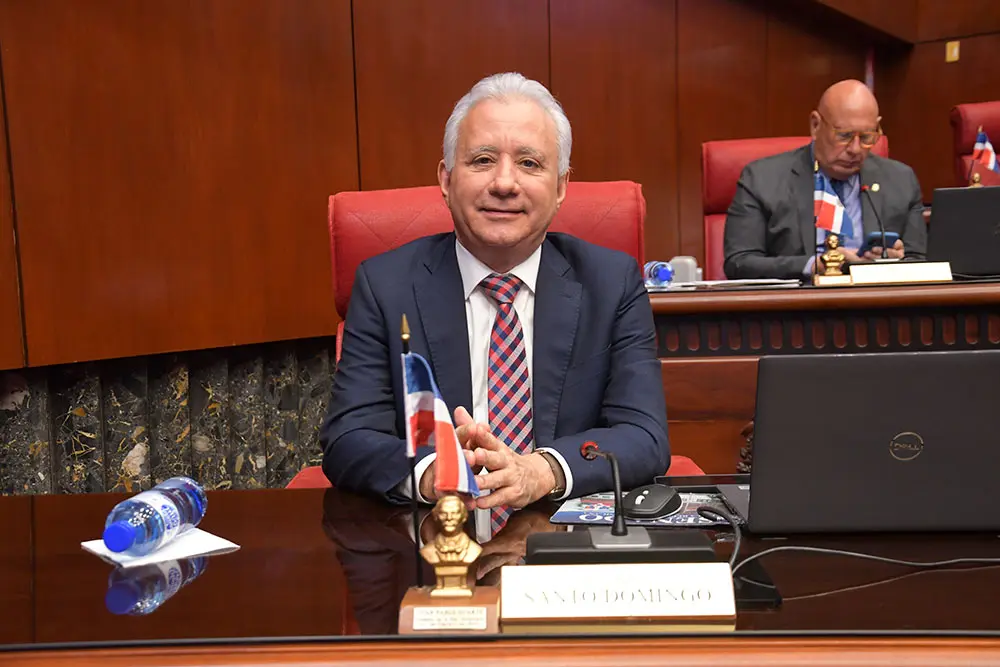 Antonio Taveras deja el PRM y se declara independiente