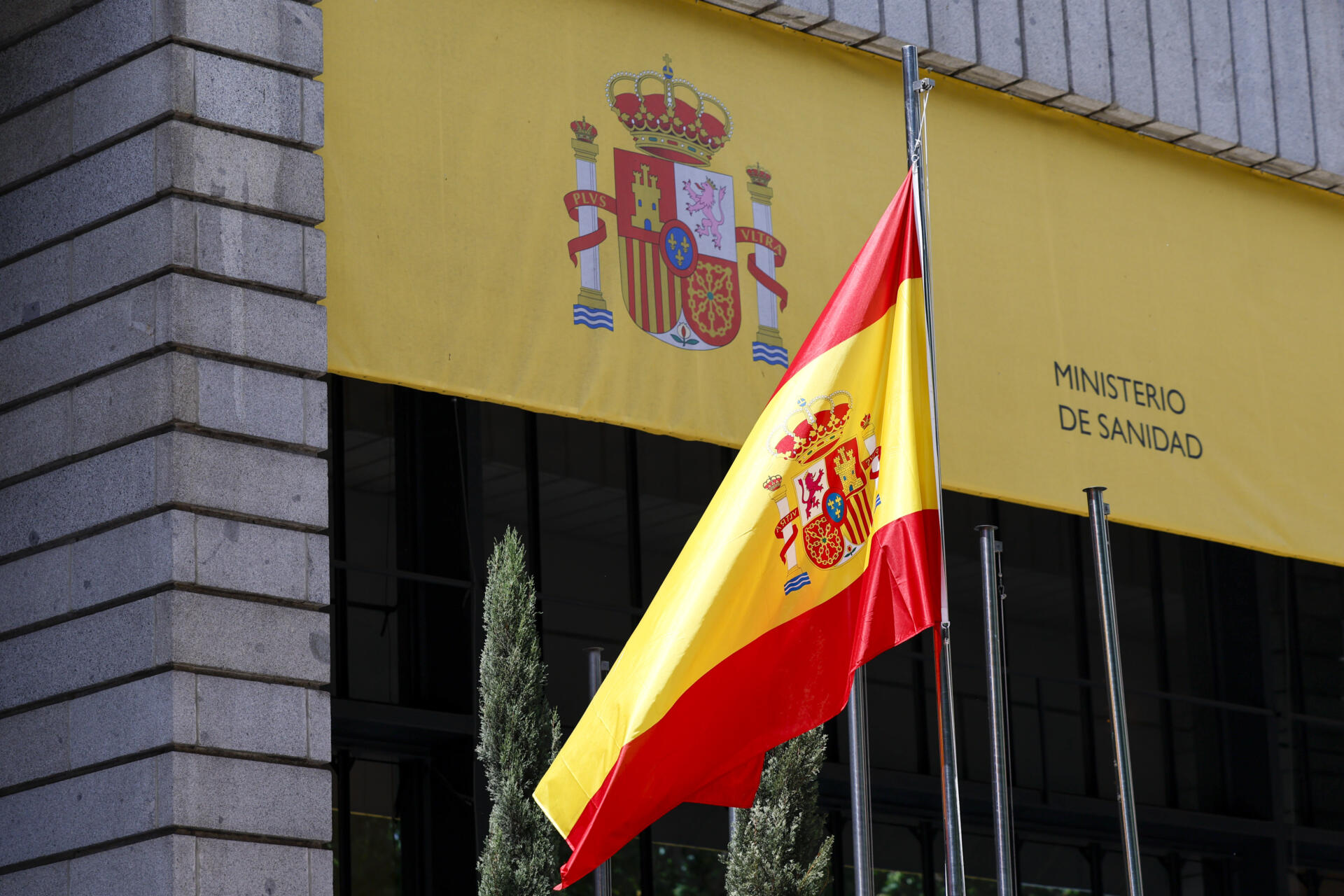 España acoge en Canarias crucero con brote de hantavirus
