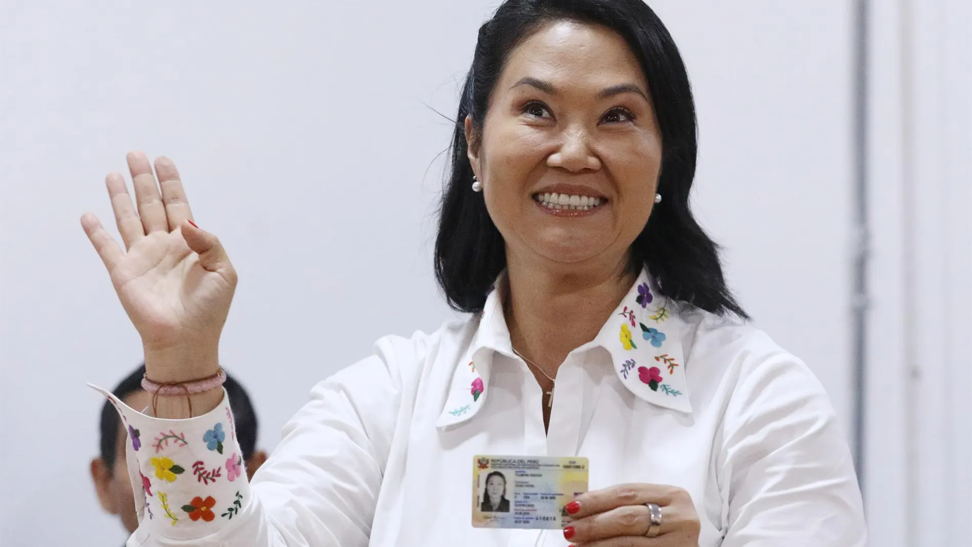 Fujimori confirma triunfo en elecciones presidenciales de Perú