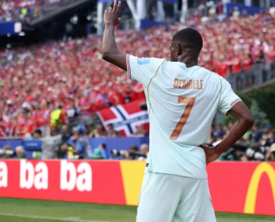 Dembélé triplete