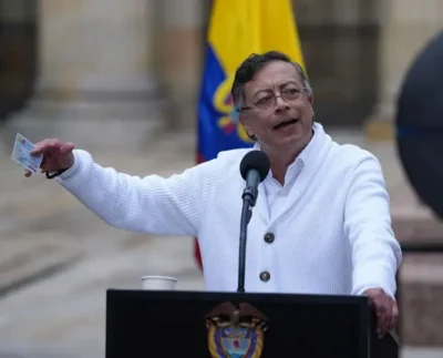 suspensión provisional de Petro