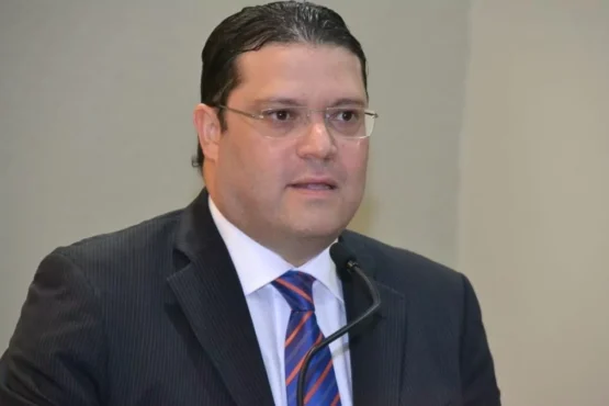 Yayo Sanz Lovatón