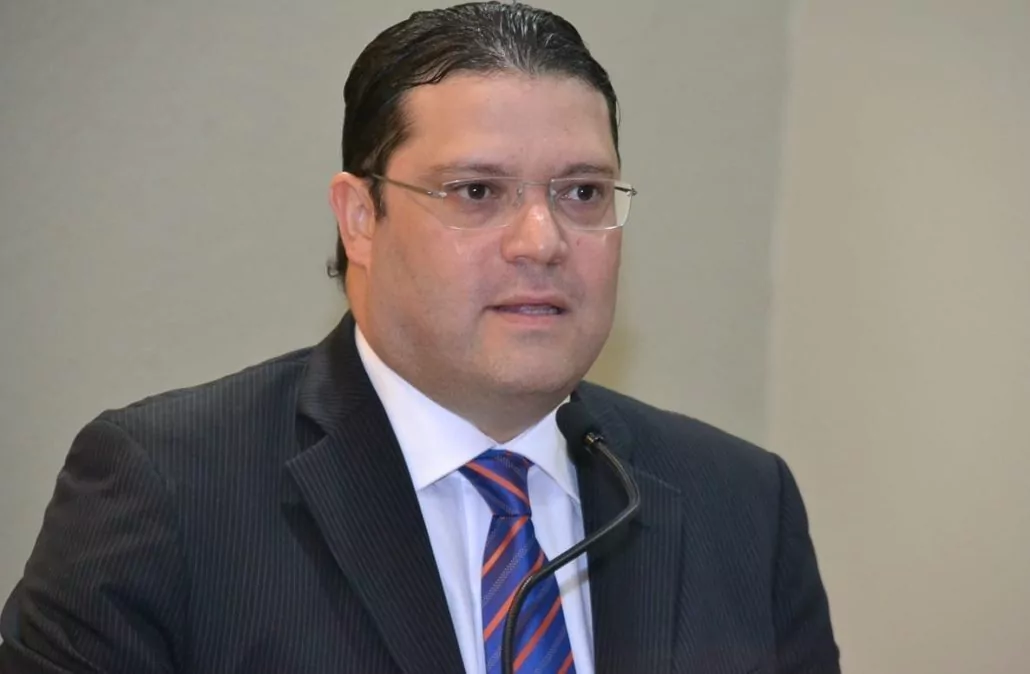 Yayo Sanz Lovatón: ‘No asumiré jefatura de campaña ni vicepresidencia’