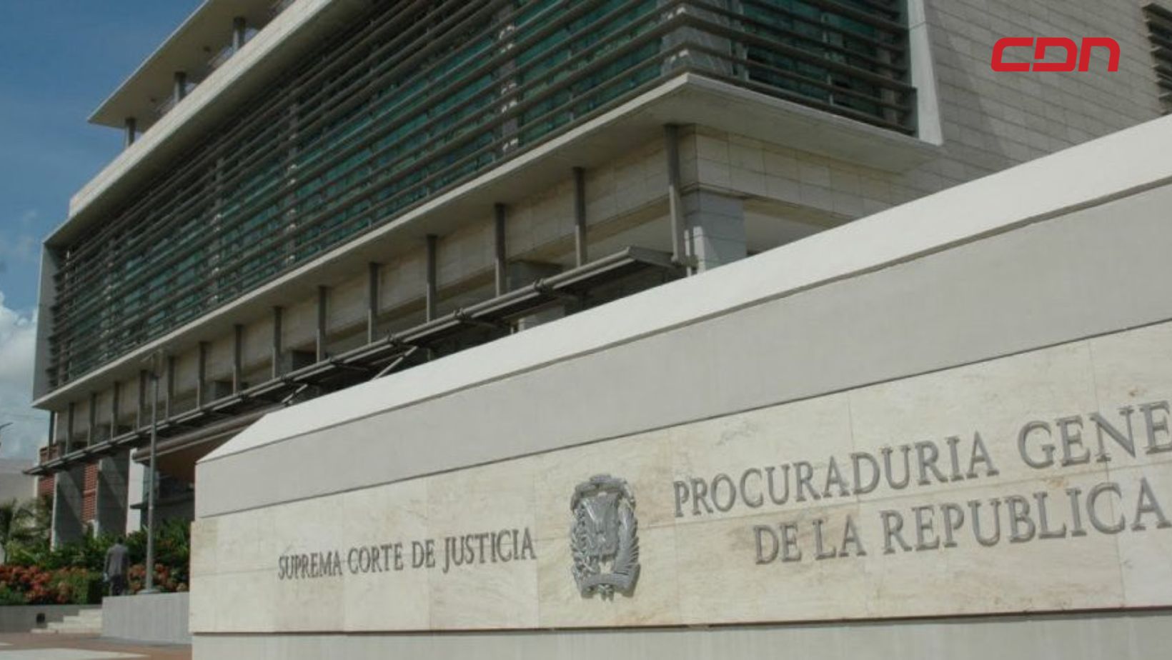 Toxic Crow acusado por fraude eléctrico de RD$1.6 millones