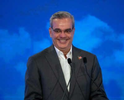 préstamos por 465