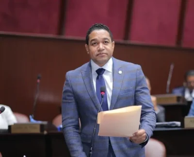 legisladores abandonan
