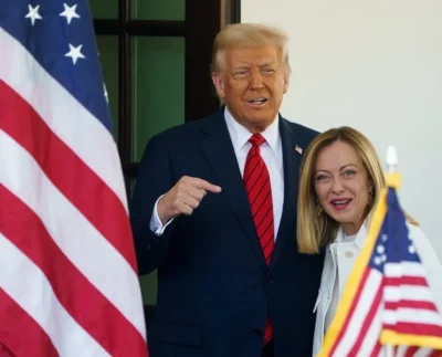 Trump critica