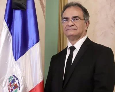 26 partidos políticos