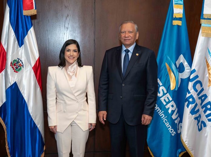 Angelina Riveiro, nueva vicepresidenta de Fiduciaria Reservas