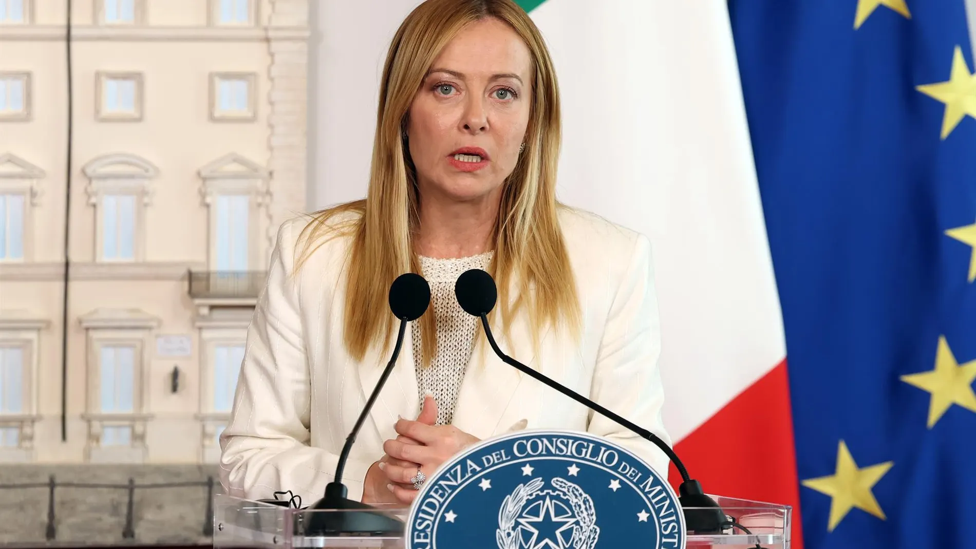 Italia suspende acuerdo Schengen con España