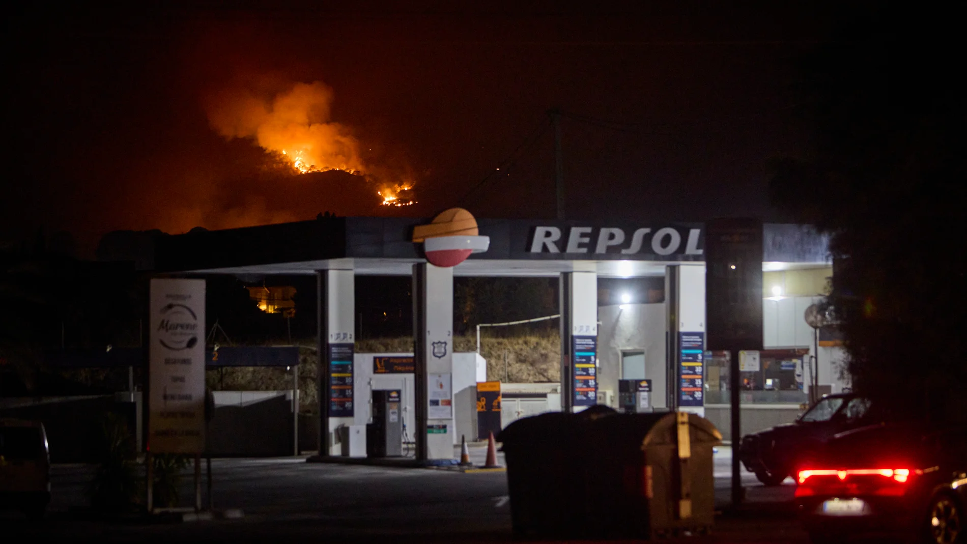 Incendio Los Gallardos avanza 100 metros por minuto
