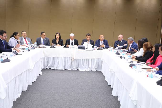 Comisión Bicameral concluye estudio de 92 propuestas Código Penal