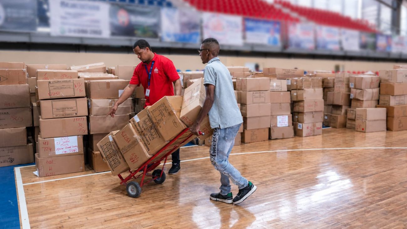 INABIE entregará 267,544 kits escolares en la región Este