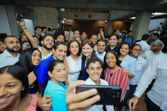 Vicepresidenta Peña