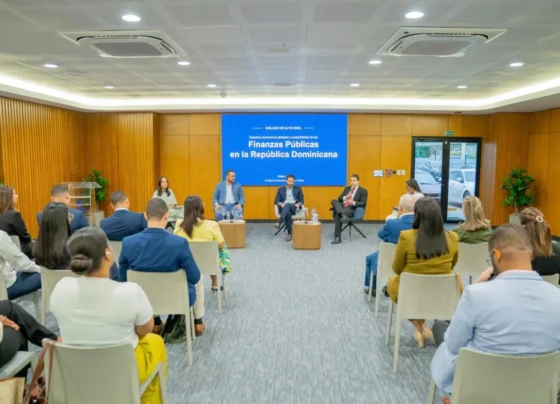 egresados de BARNA