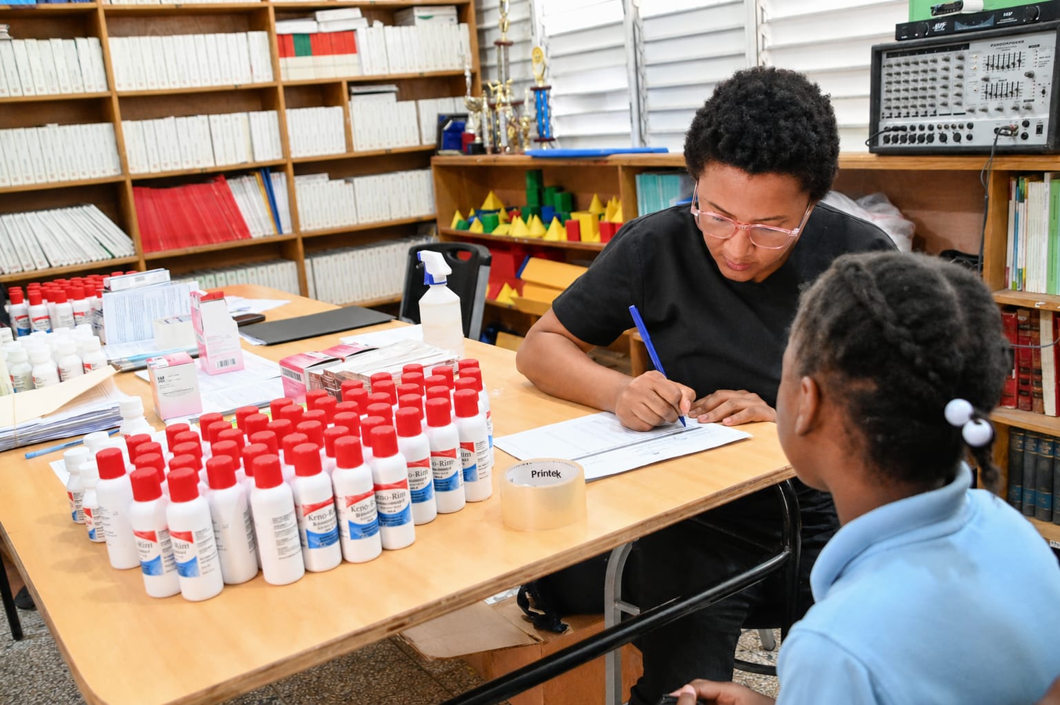 INABIE brinda salud preventiva a 14 mil estudiantes