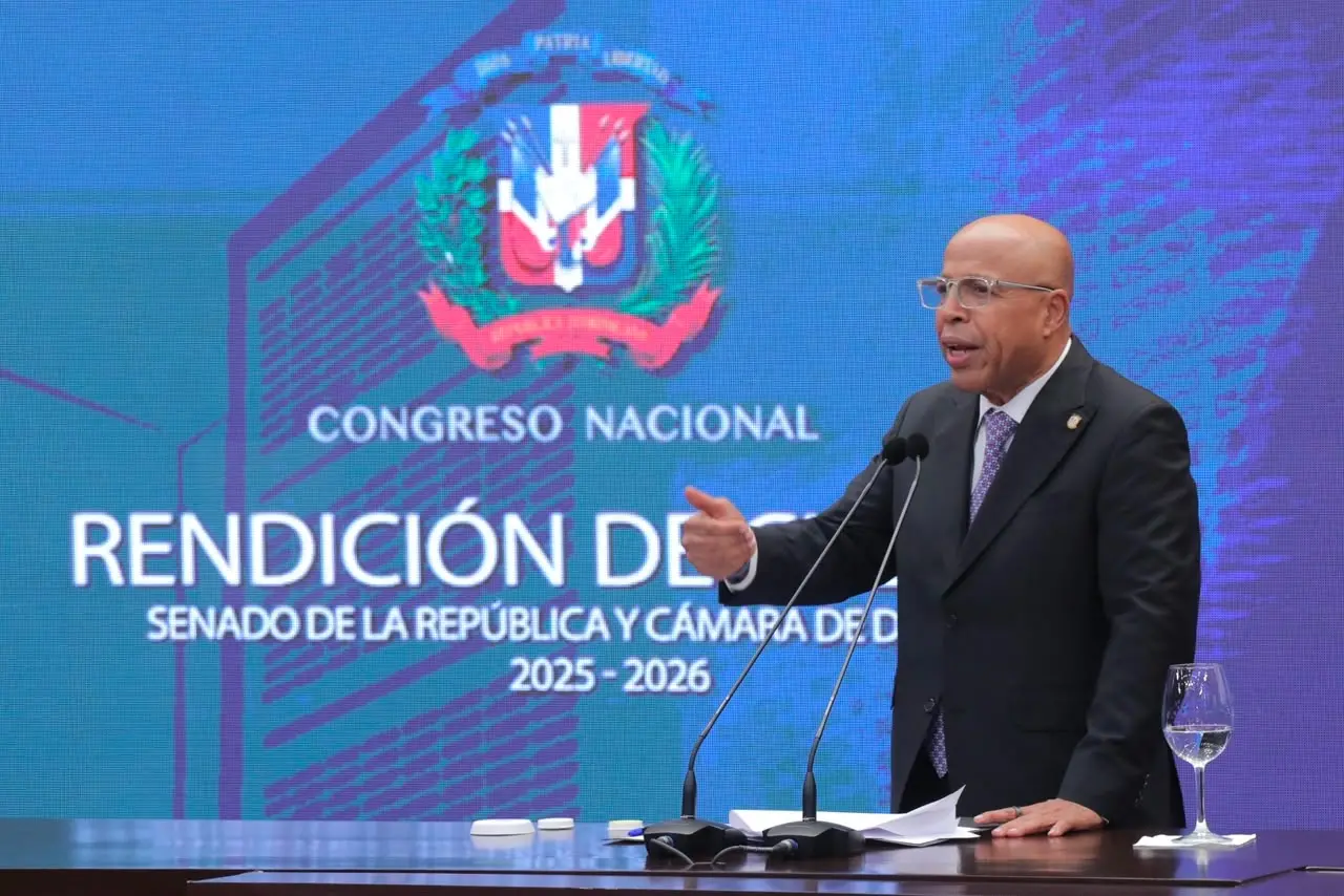 Alfredo Pacheco presenta informe de logros Cámara de Diputados
