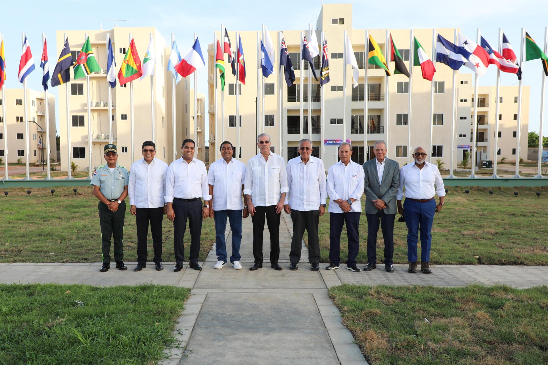 Abinader inaugura Villa Centroamericana para Juegos SD 2026