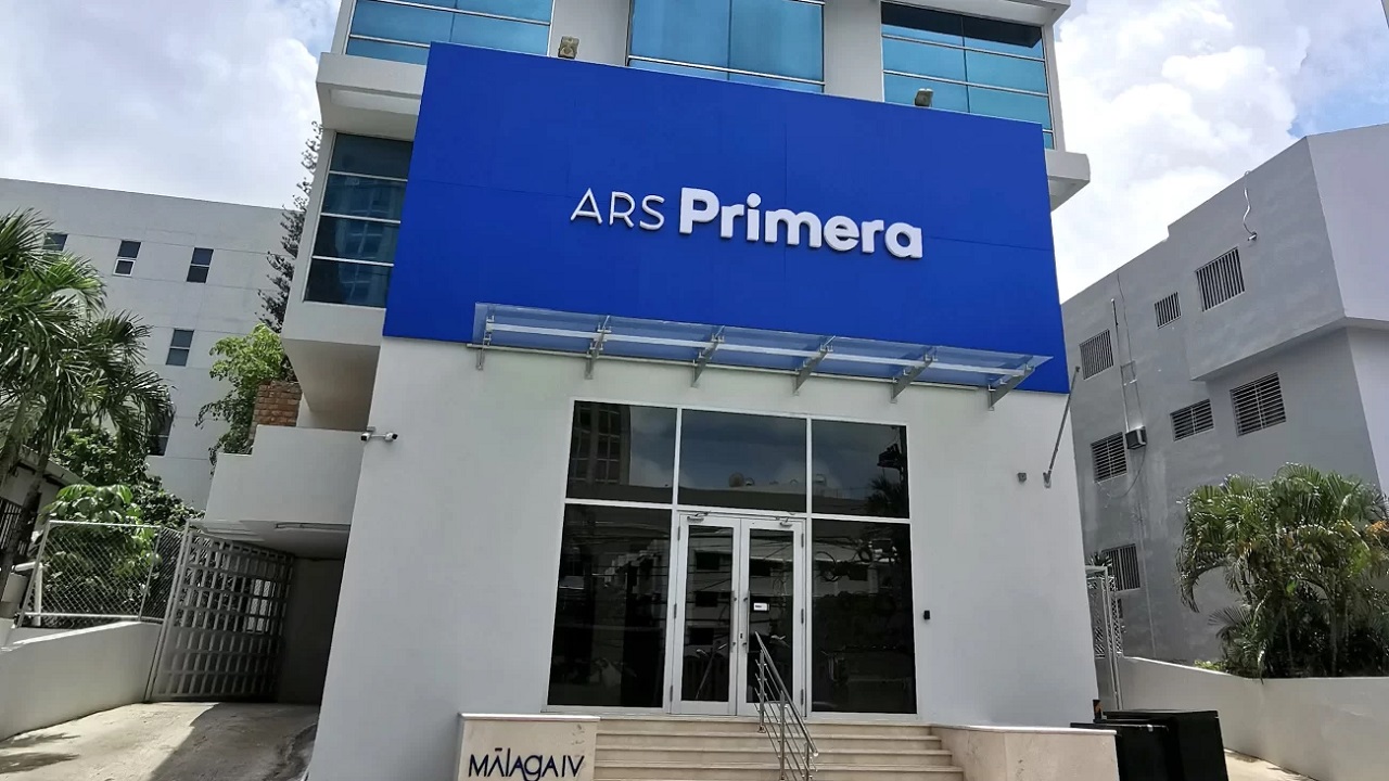 Suspenden paralización de servicios médicos a afiliados de ARS Primera