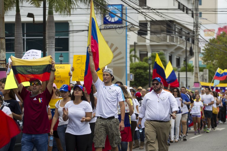 Venezolanos piden flexibilizar plan de regularización