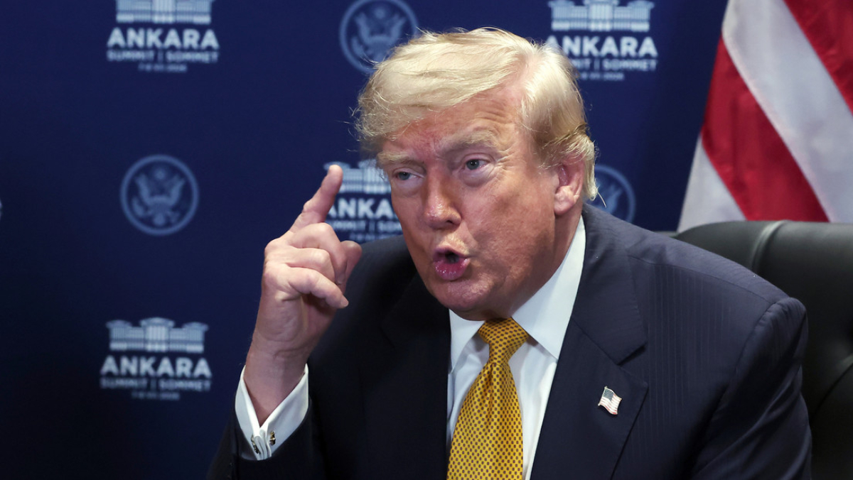 Trump: mil misiles apuntan a Irán por complot contra él
