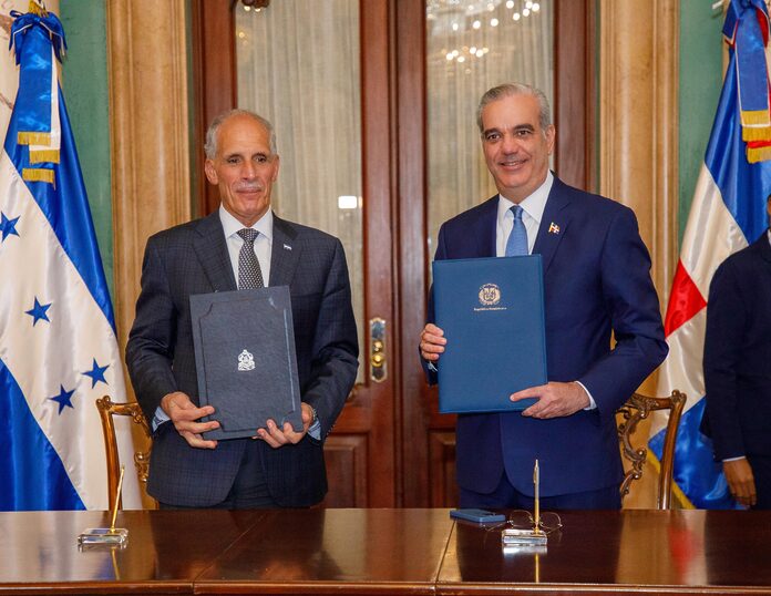 Abinader y Asfura inician cooperación RD-Honduras