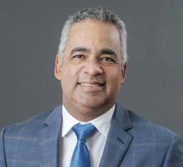Abinader unifica mando del sector eléctrico bajo Joel Santos
