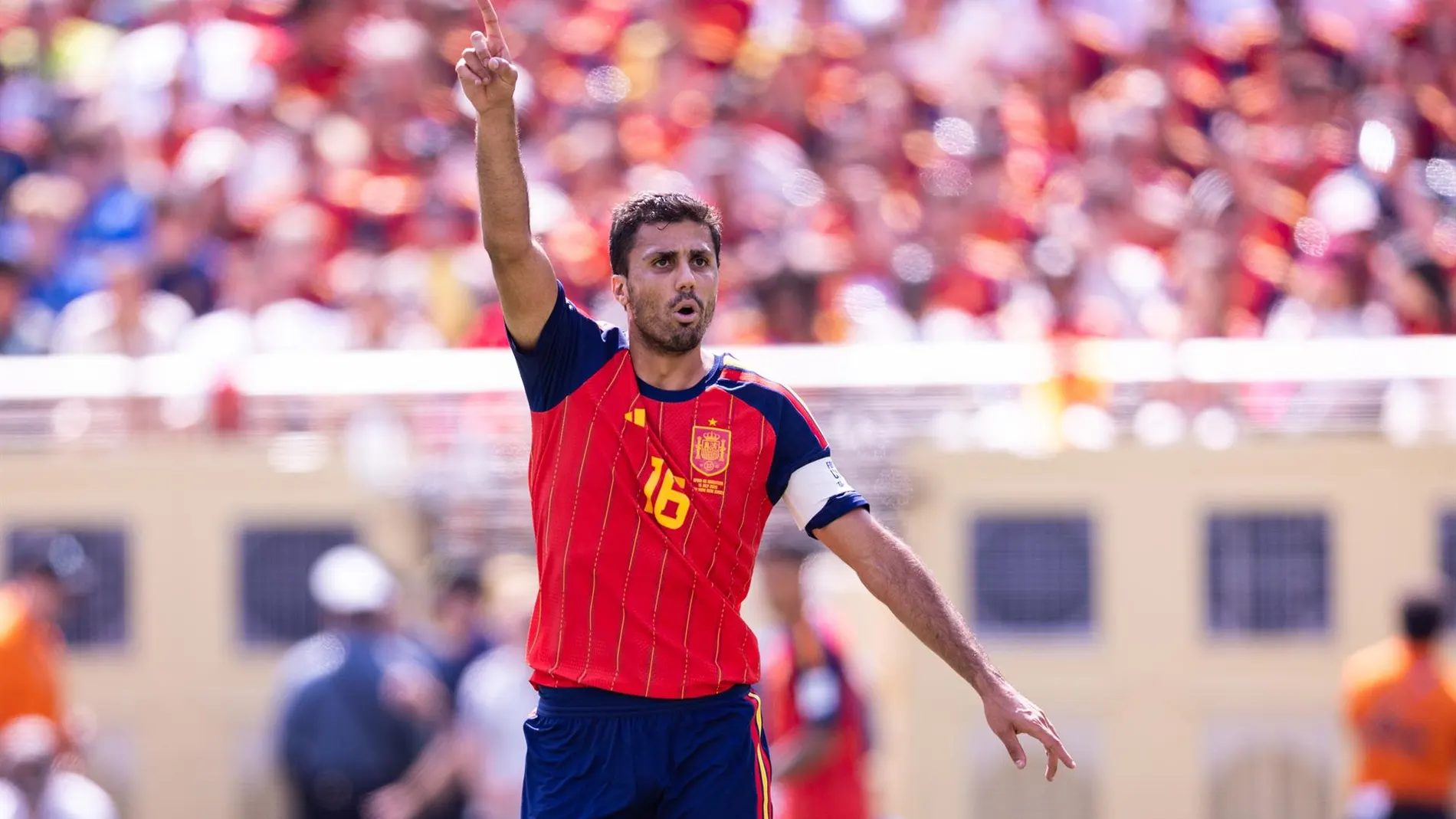 Rodrigo Hernández, a un paso del Barcelona