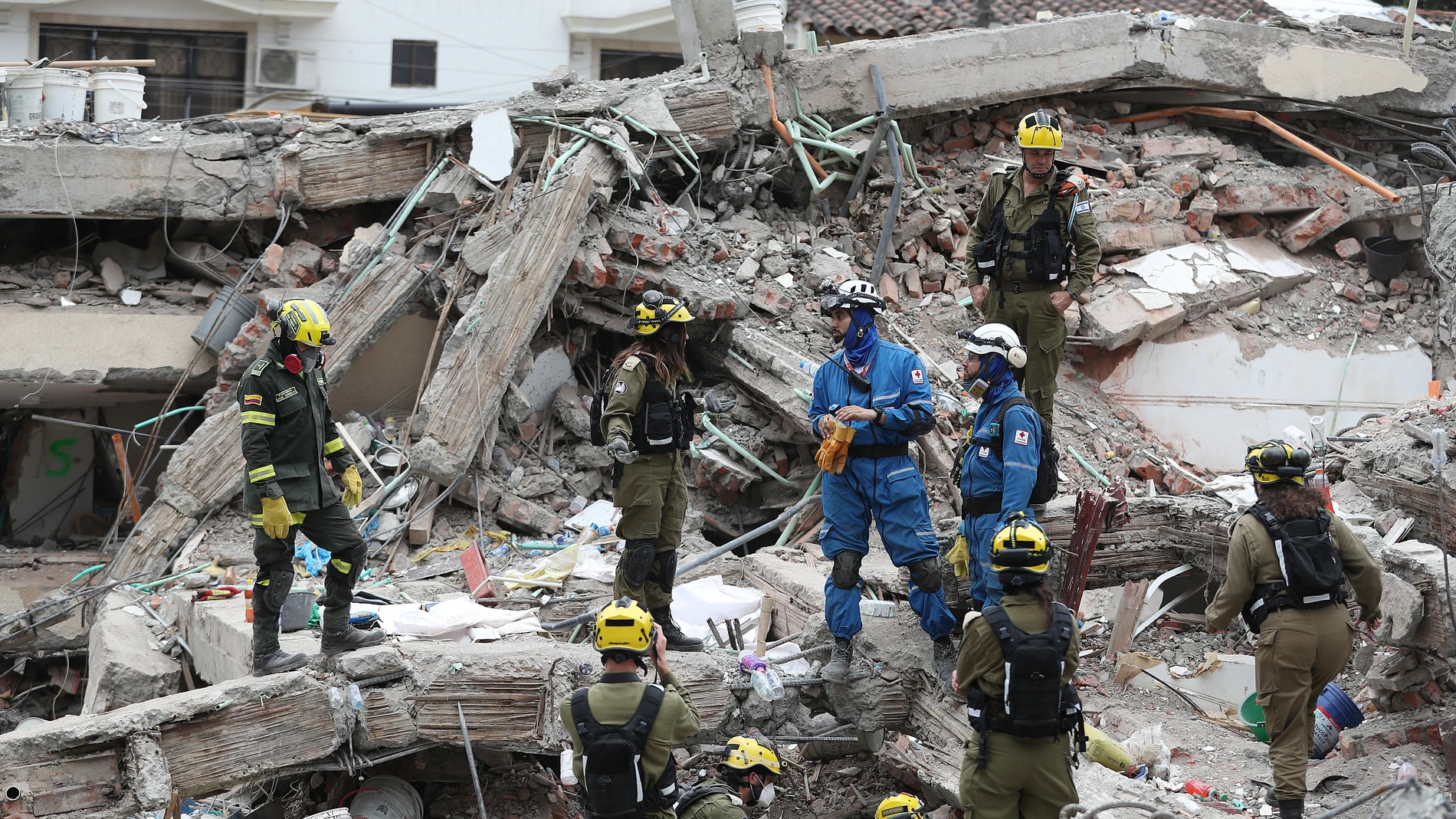 Colombia abandona búsqueda de supervivientes tras terremoto