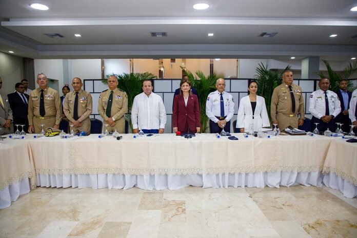 Raquel Peña lidera reunión sobre Plan de Seguridad Ciudadana