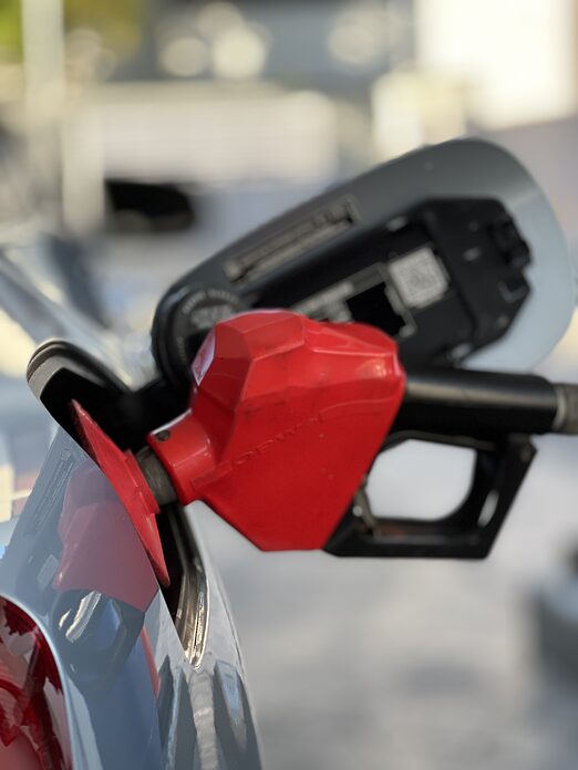 Gobierno reajusta precios de combustibles en agosto 2026