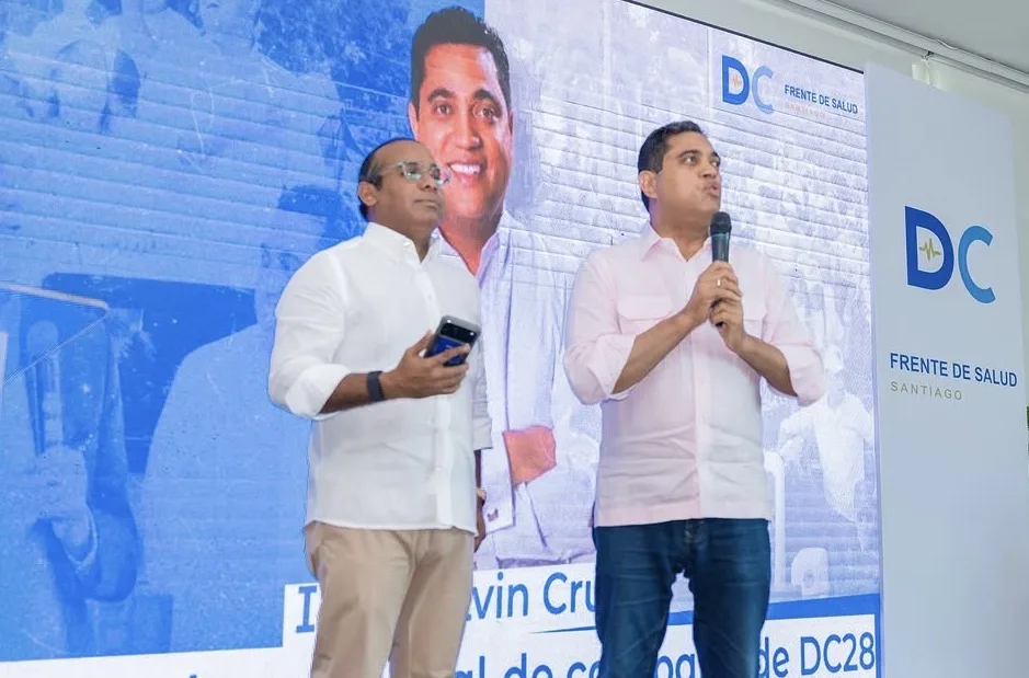 Equipo de Collado activa tres frentes políticos en el fin de semana