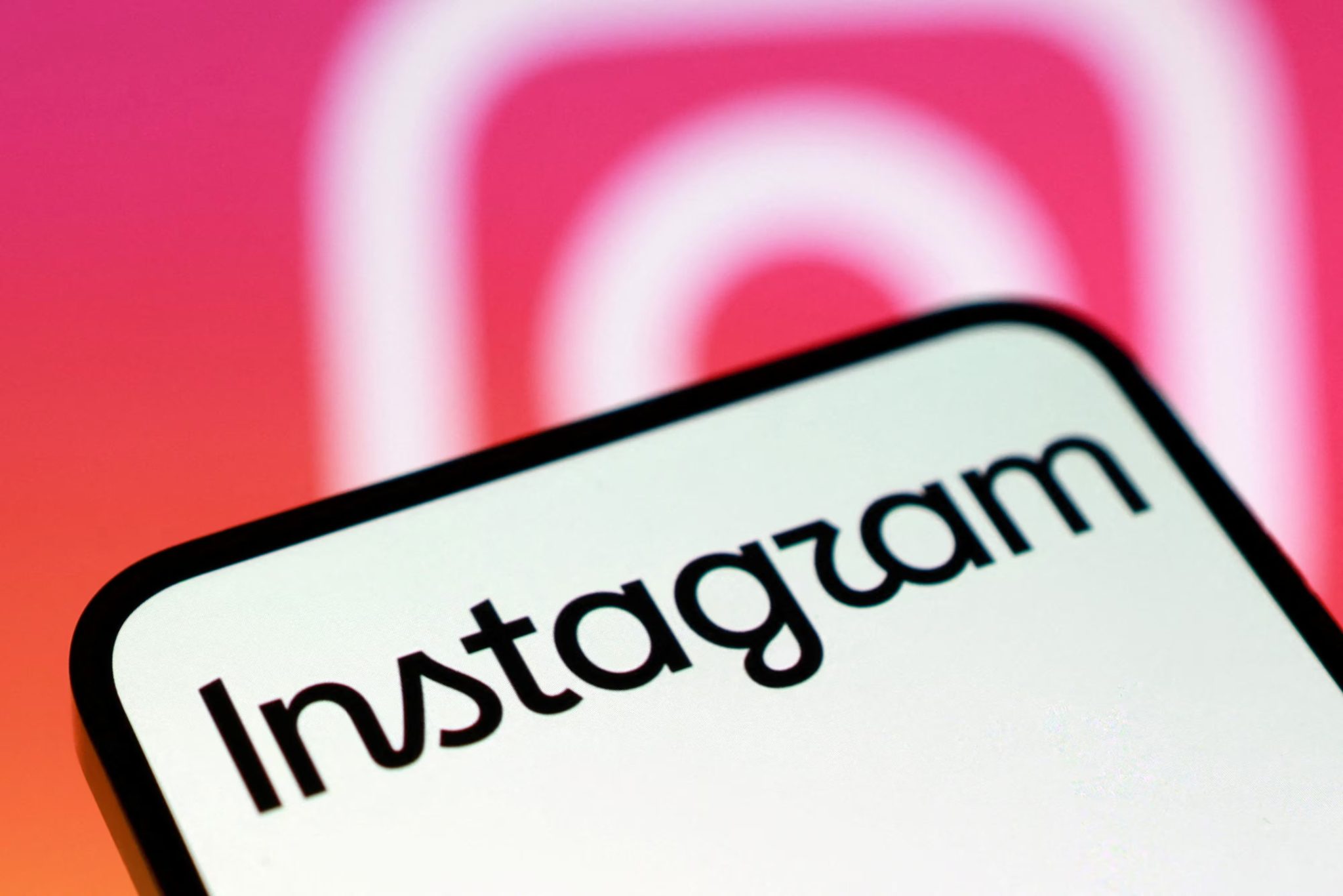 Instagram presenta nuevo logo entre críticas y memes