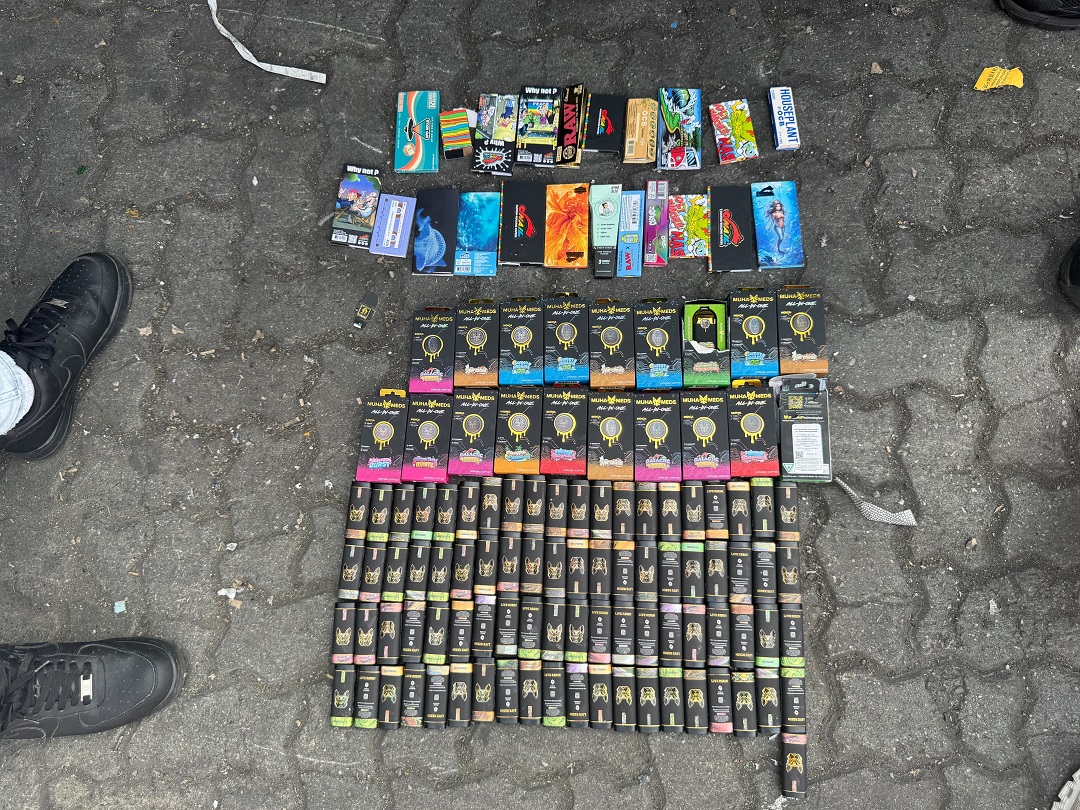 DNCD incauta 100 vapers con líquido sospechoso de marihuana