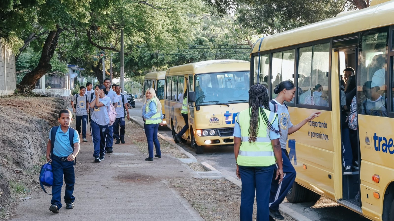 TRAE refuerza distribución de autobuses año escolar 2026-2027