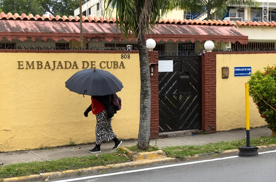 Cuba rechaza expulsión de diplomáticos en RD por presiones de EE. UU.
