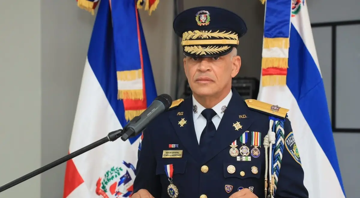 Nuevo director Policía Nacional realiza cambios en mandos clave