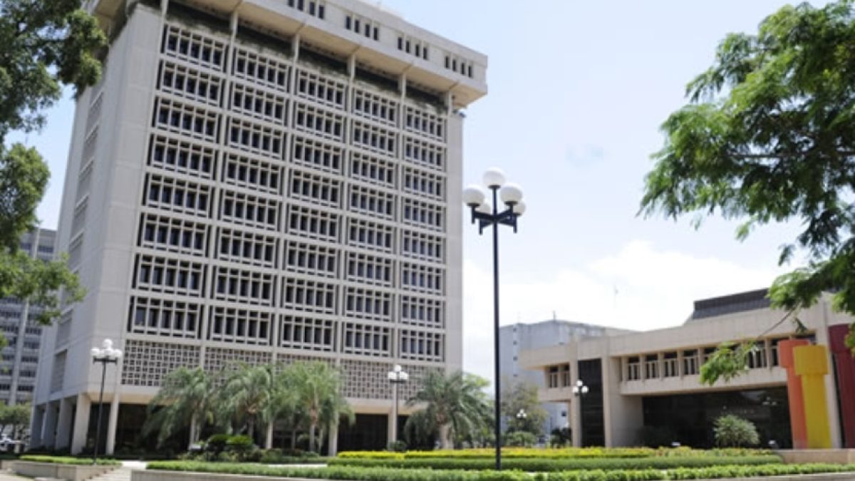 Banco Central rechaza presión para pagar US$5 millones