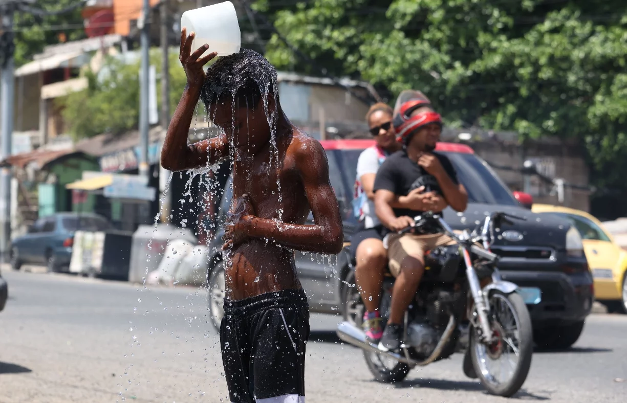 Ola de calor supera 39 °C en RD con días extremos previstos